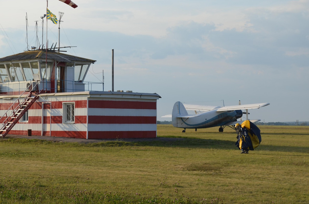 logistics dispatch office
